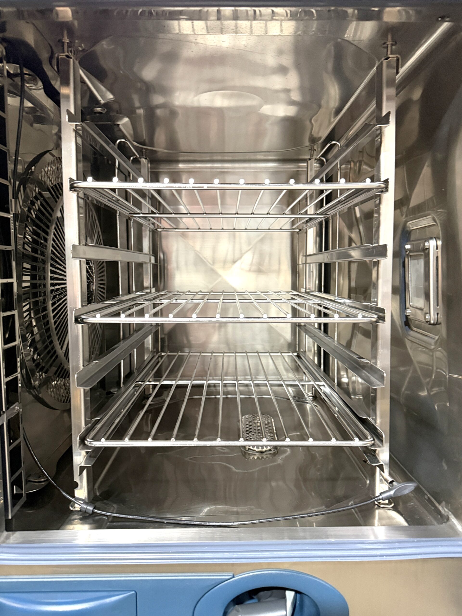 Rational 6 pan, half size, electric combi w/ UVP Hood & Stand (Refurbished w/Warranty) - Image 5