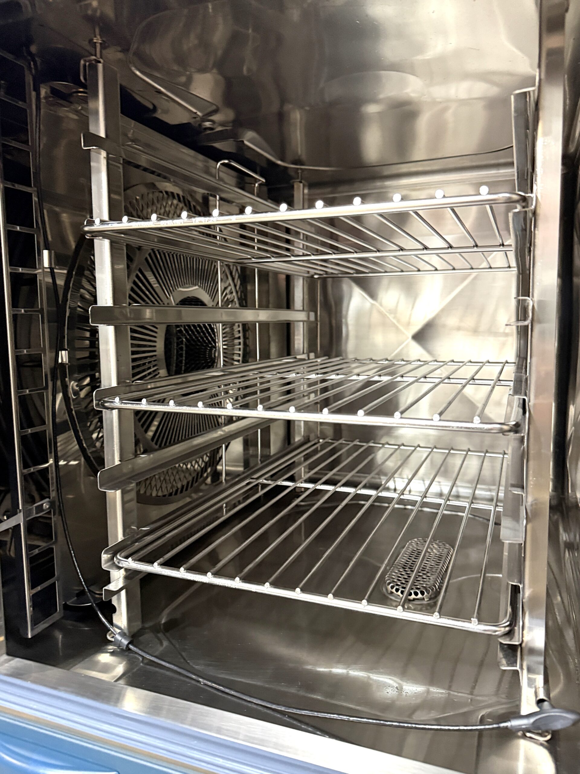 Rational 6 pan, half size, electric combi w/ UVP Hood & Stand (Refurbished w/Warranty) - Image 4
