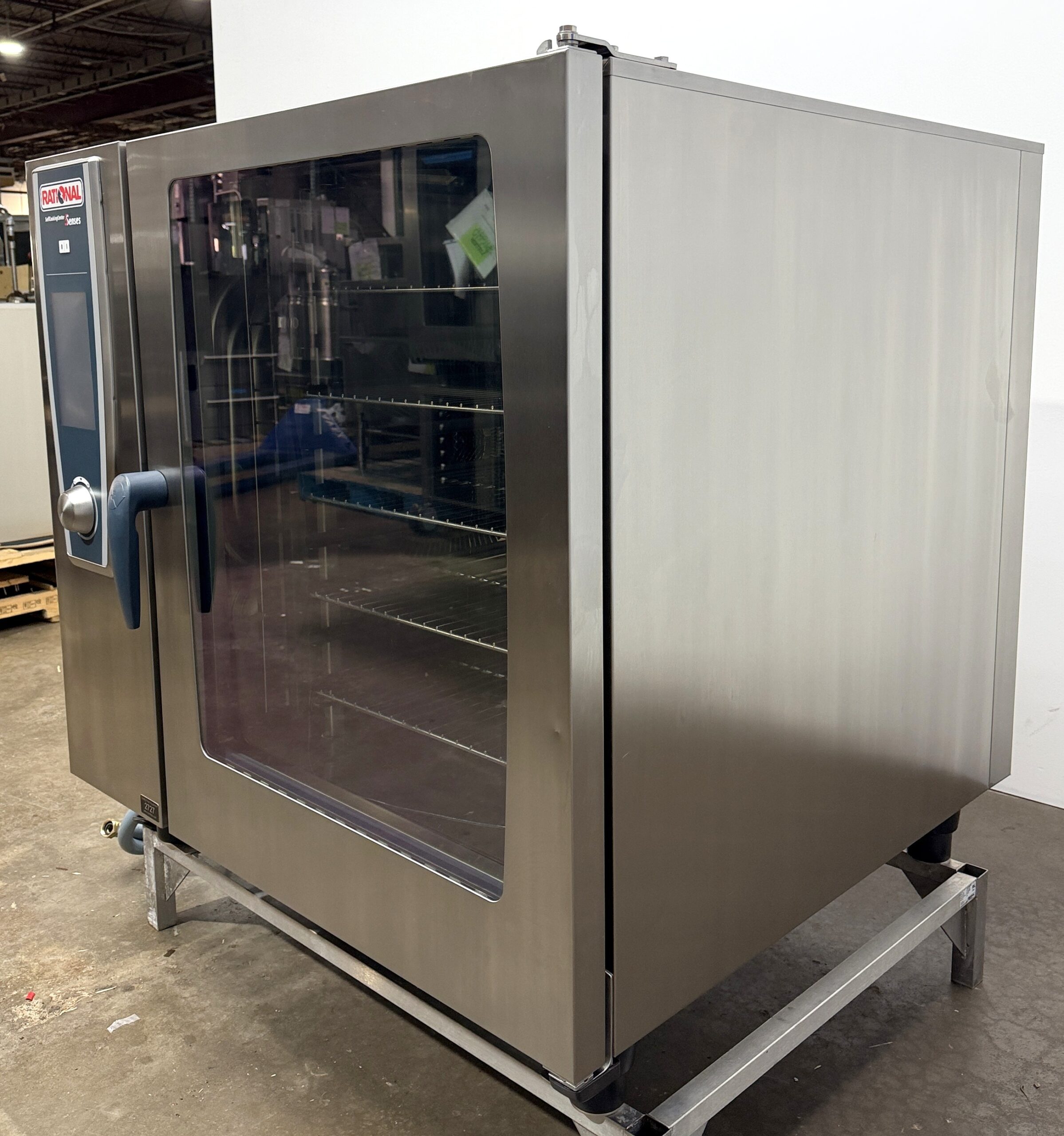 Rational (SCCWE102G) 10 pan/FULL size Natural Gas Combi Oven (Refurbished w/Warranty) - Image 4