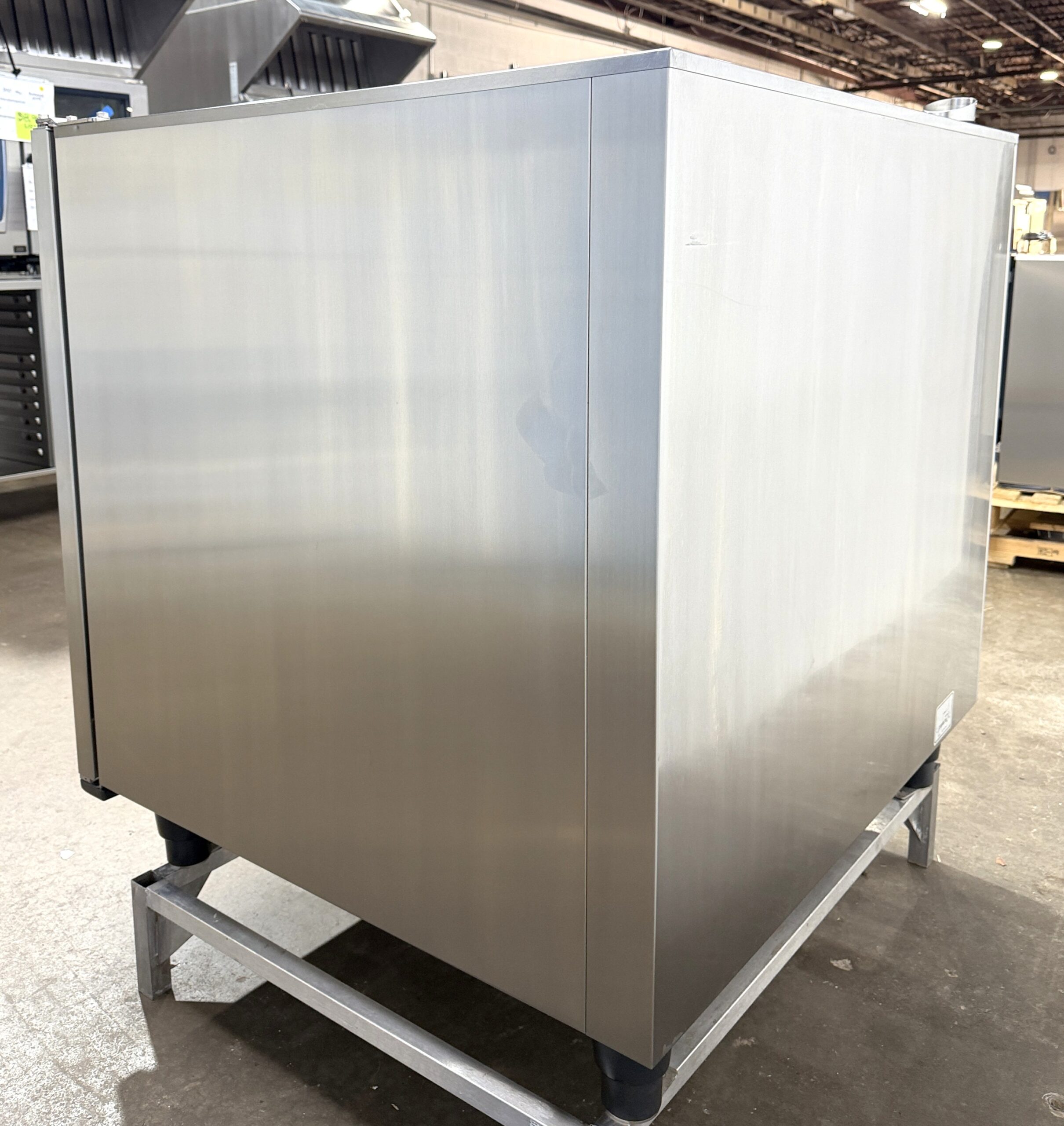 Rational (SCCWE102G) 10 pan/FULL size Natural Gas Combi Oven (Refurbished w/Warranty) - Image 5
