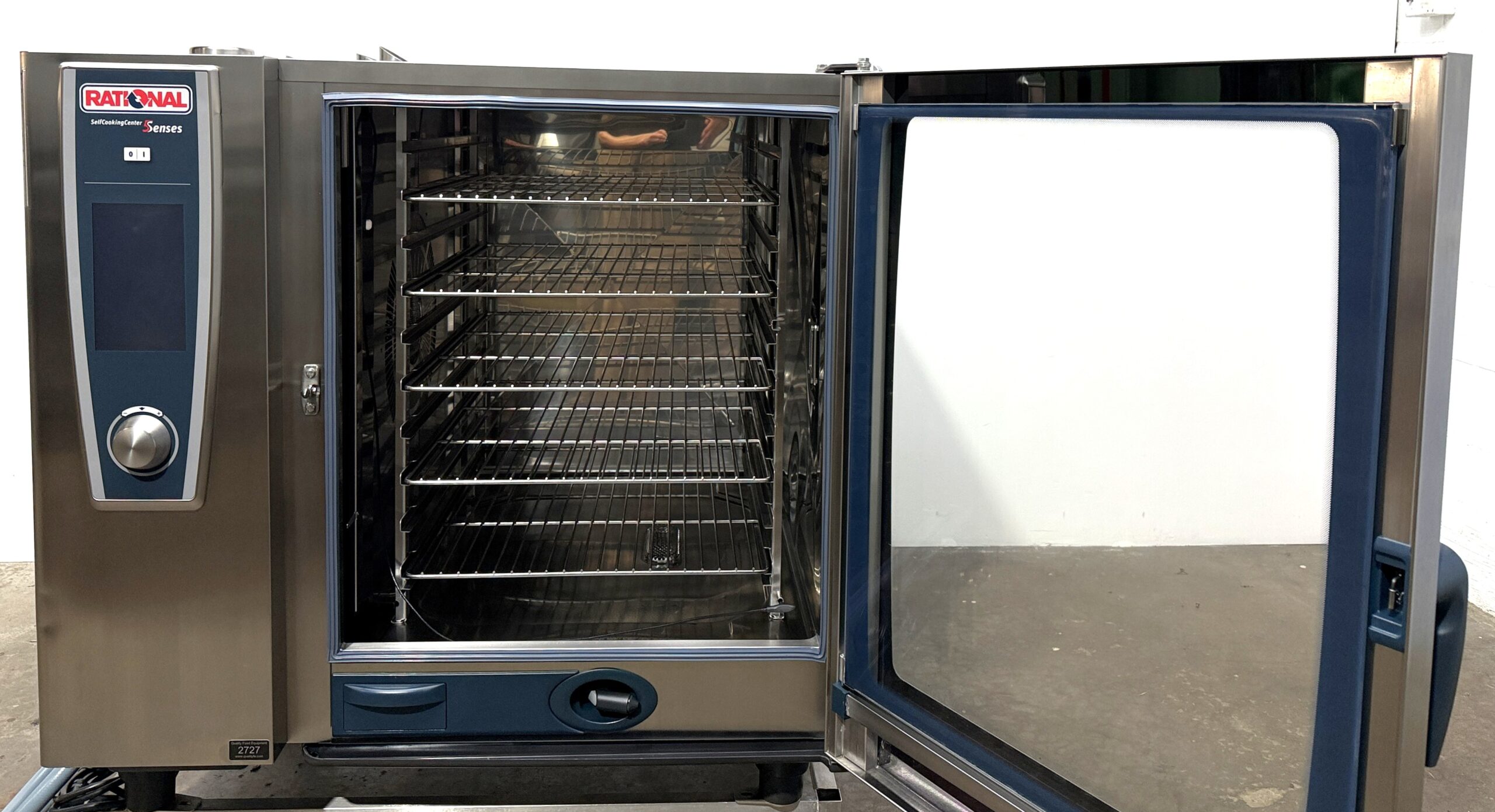 Rational (SCCWE102G) 10 pan/FULL size Natural Gas Combi Oven (Refurbished w/Warranty) - Image 9